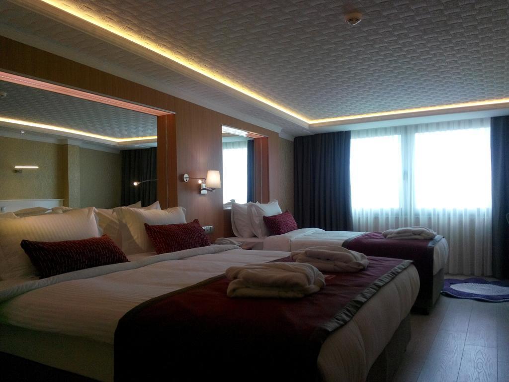 Ramada Usak Hotel Room photo