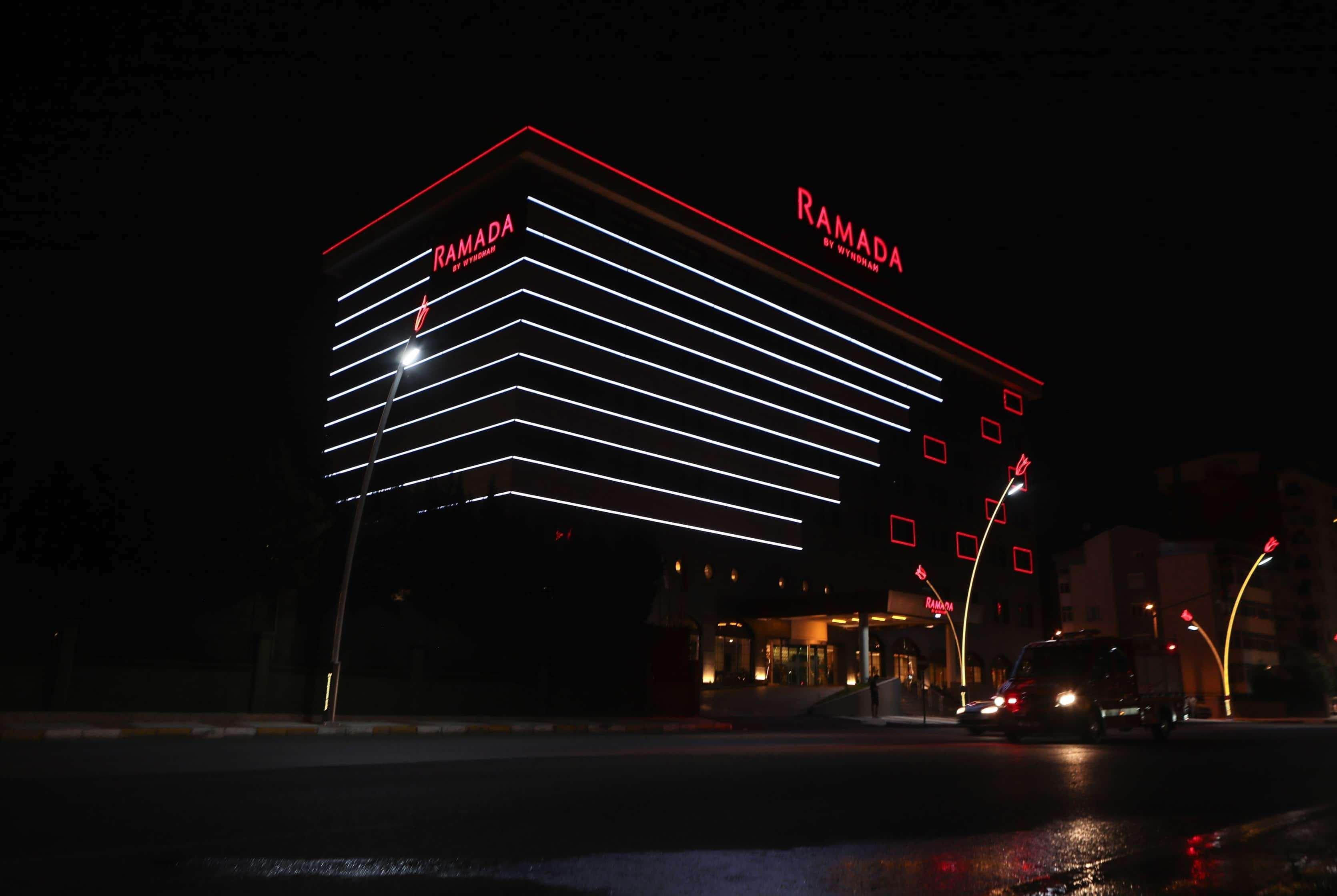 Ramada Usak Hotel Exterior photo